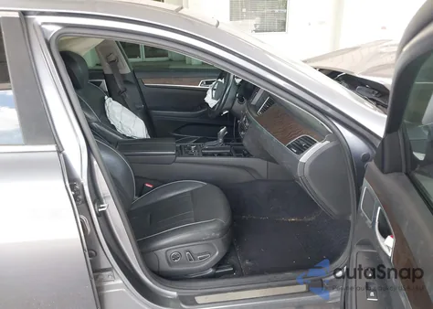 2015 Hyundai Genesis 3.8 z USA, uszkodzony, nr VIN KMHGN4JE9FU070188